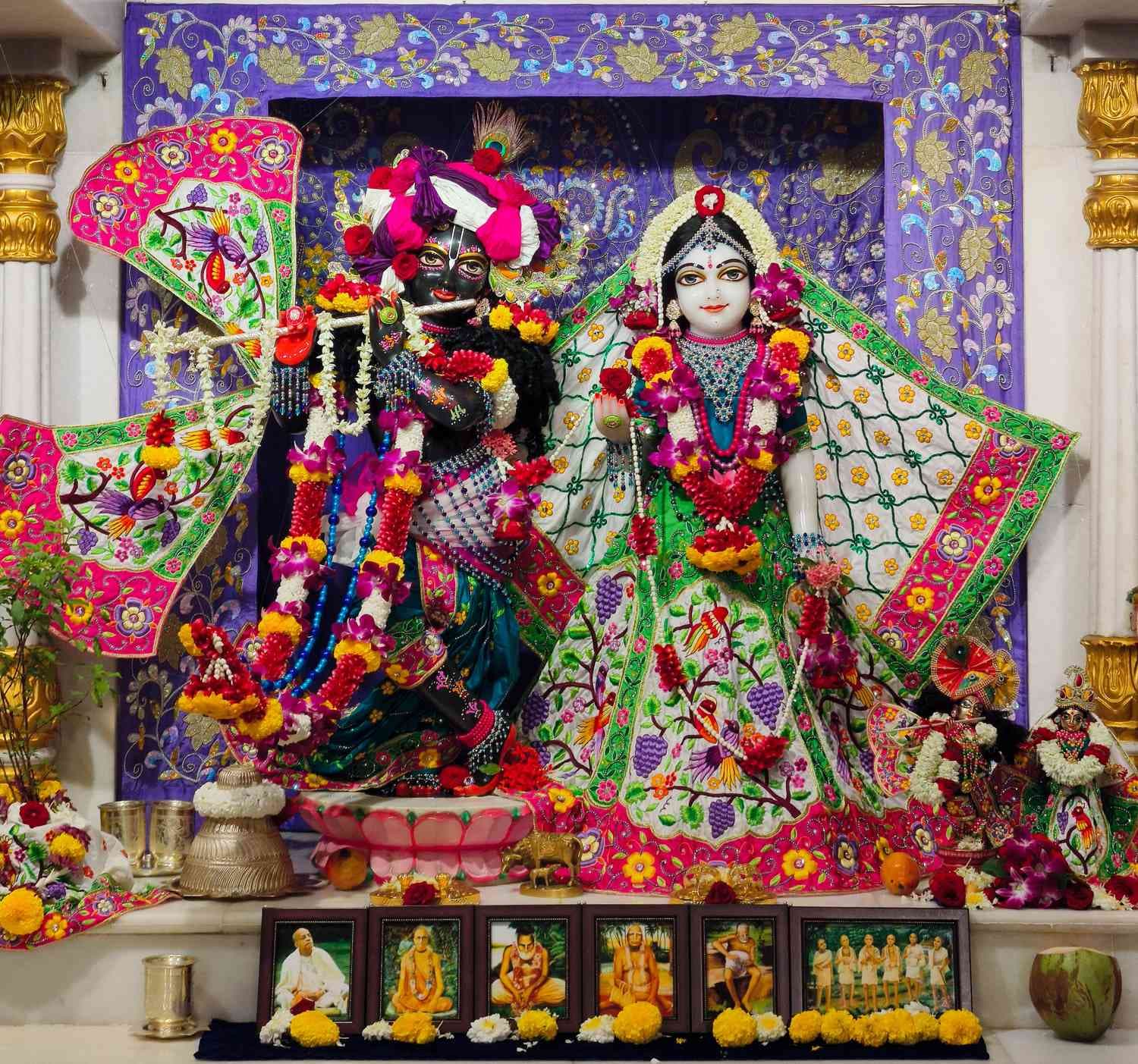 Sringar Darshan photo 1 of 12 — 8 June 2025