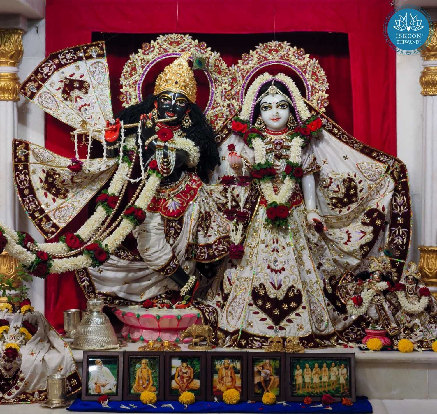Sringar Darshan photo 1 of 12 — 4 August 2025