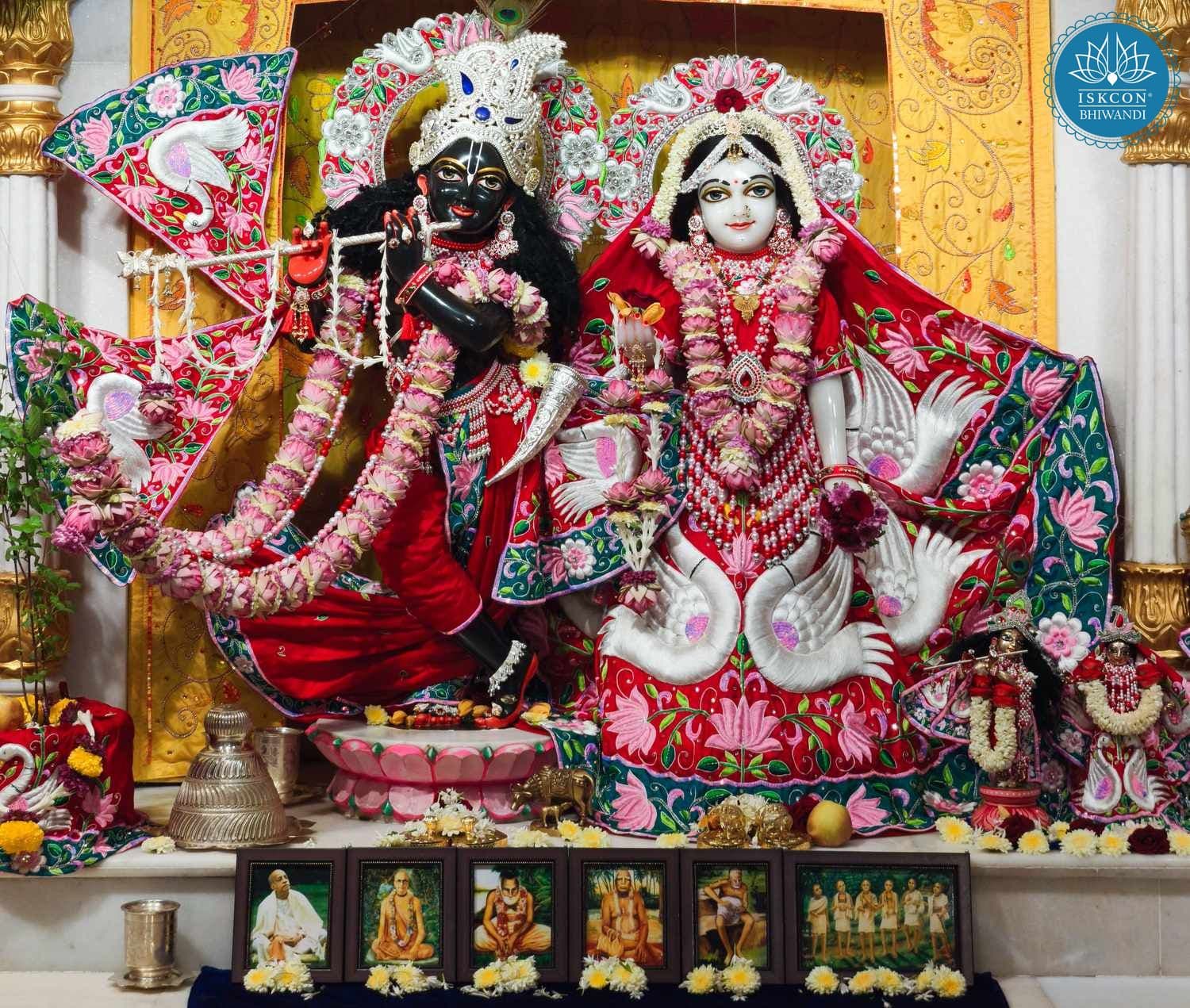Sringar Darshan photo 1 of 12 — 3 October 2025