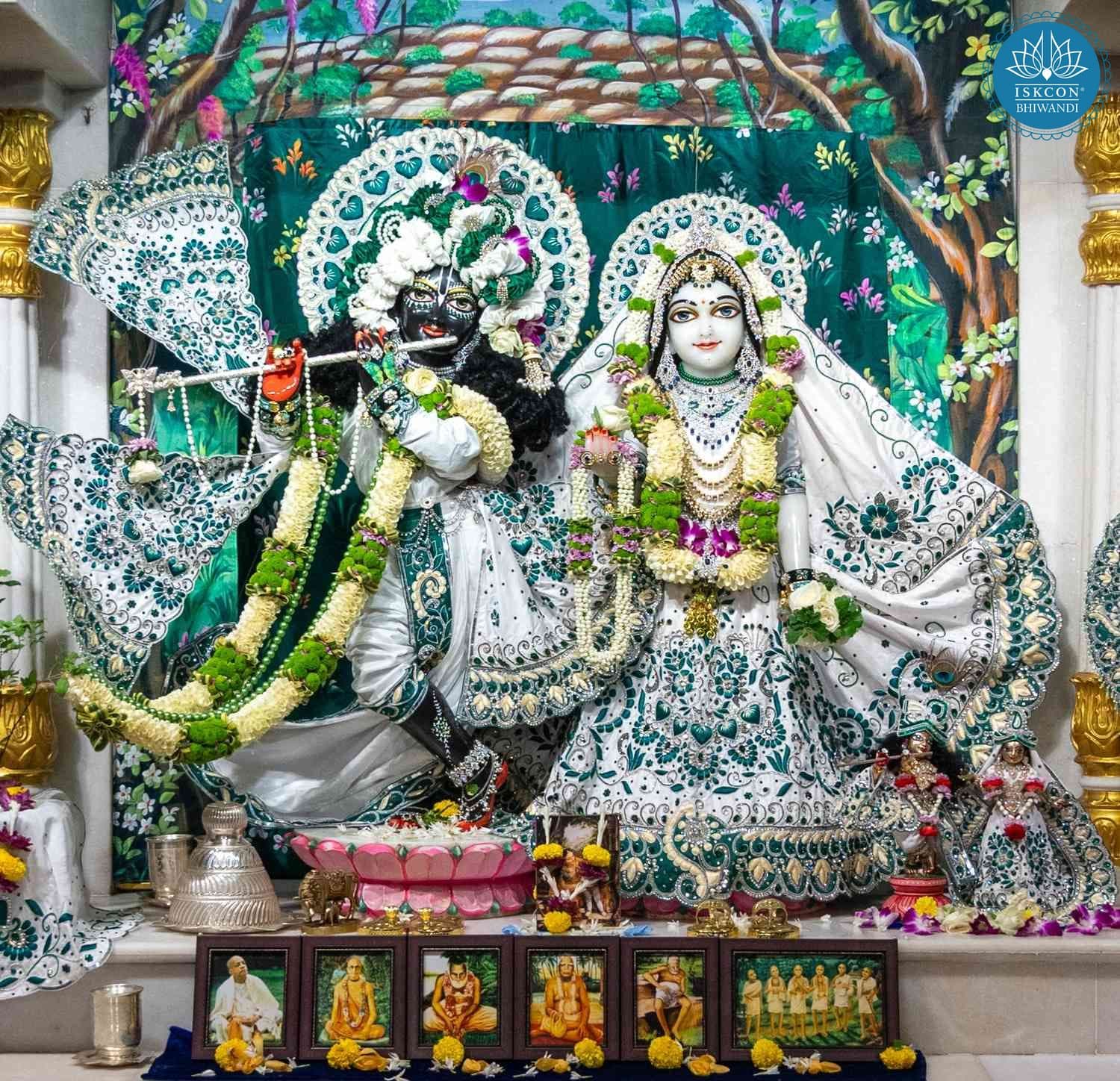 Sringar Darshan photo 1 of 12 — 22 October 2025