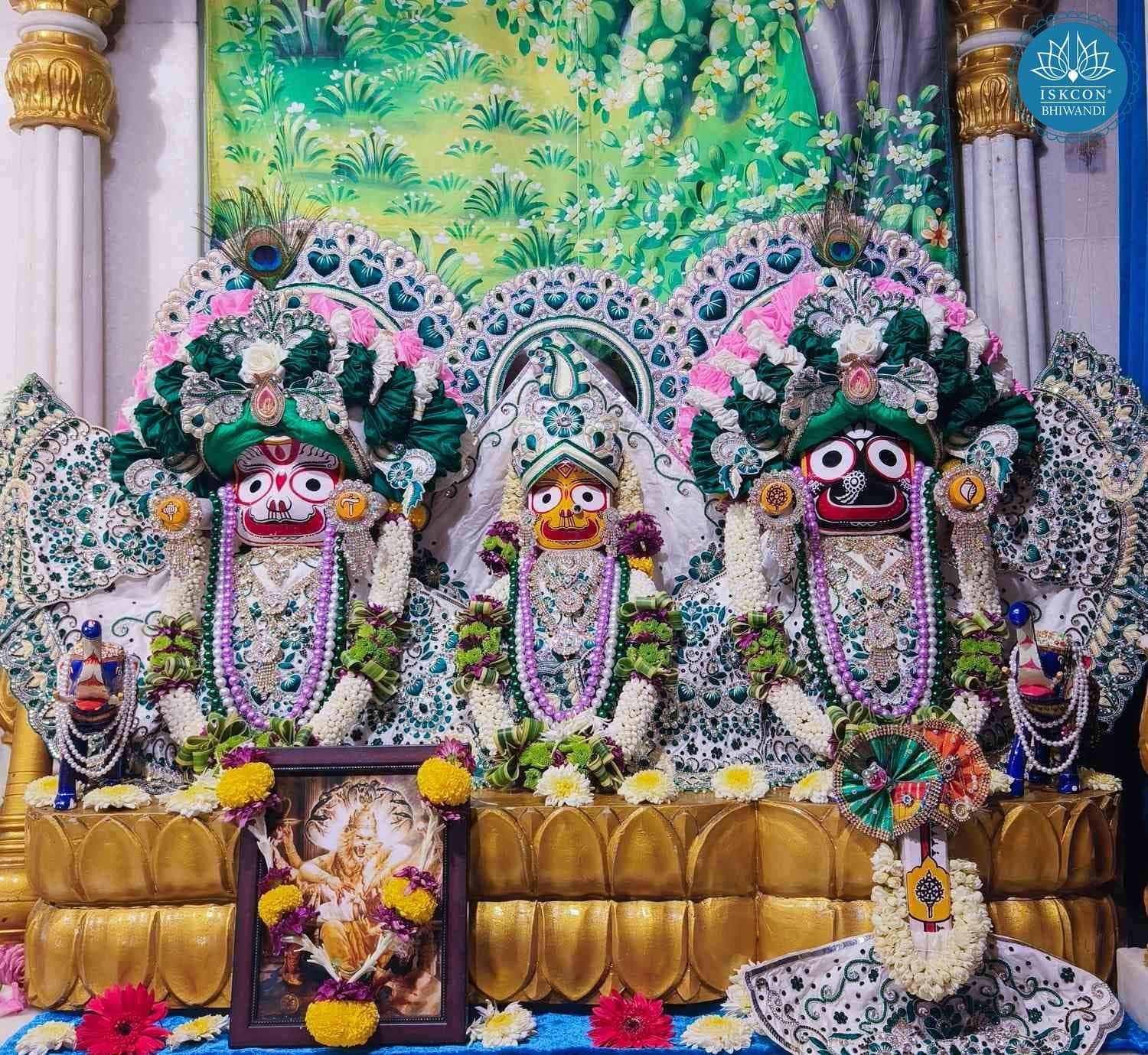 Sringar Darshan photo 2 of 12 — 9 May 2026