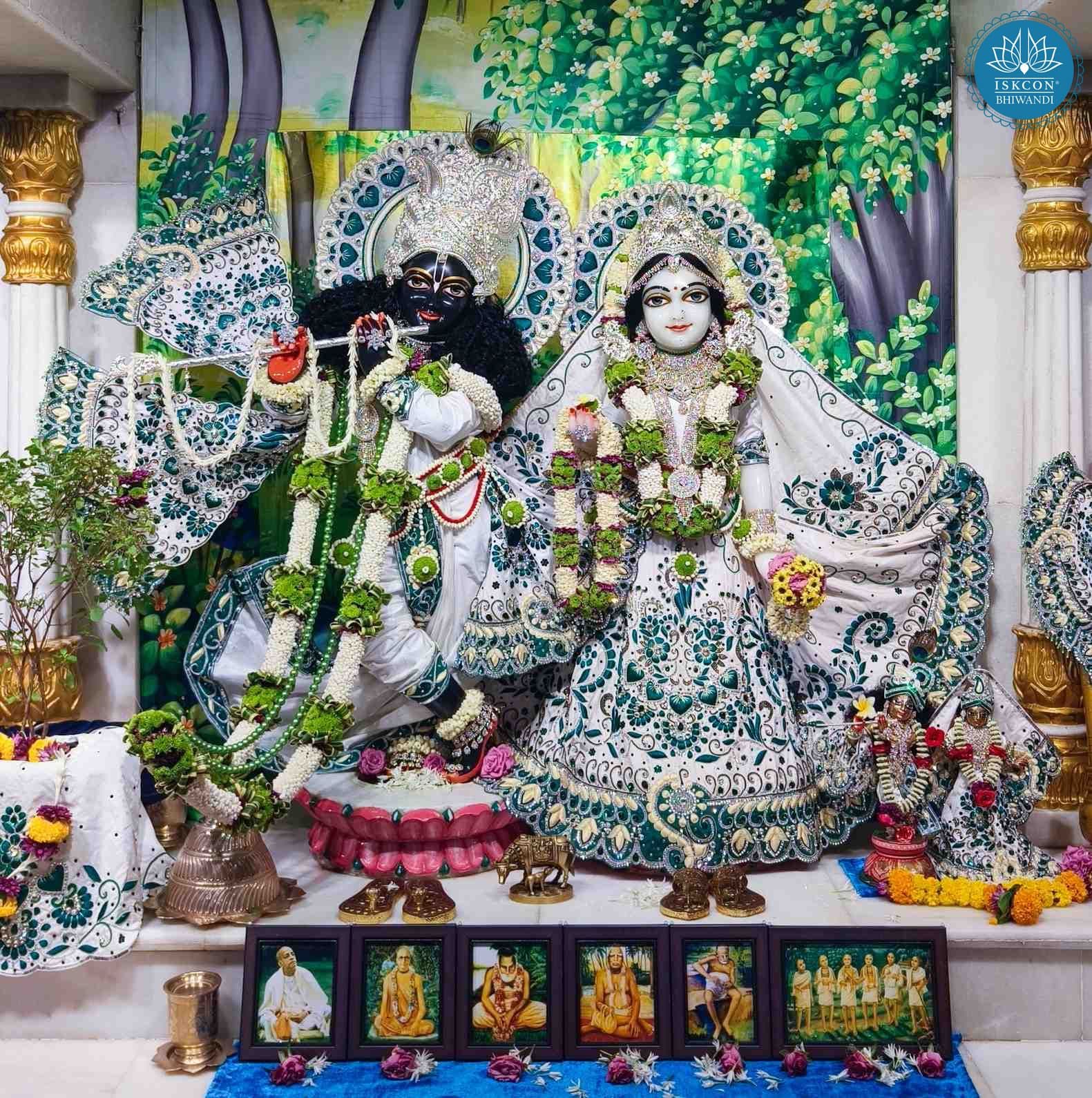Sringar Darshan photo 1 of 12 — 9 May 2026