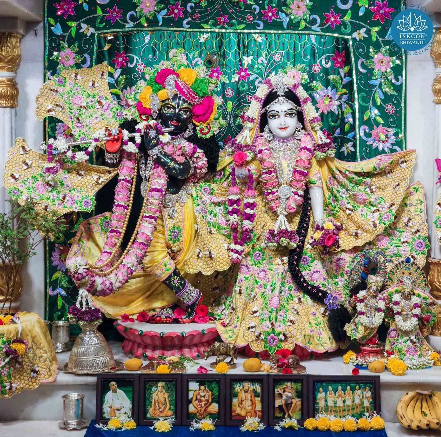 Sringar Darshan photo 1 of 12 — 17 May 2026