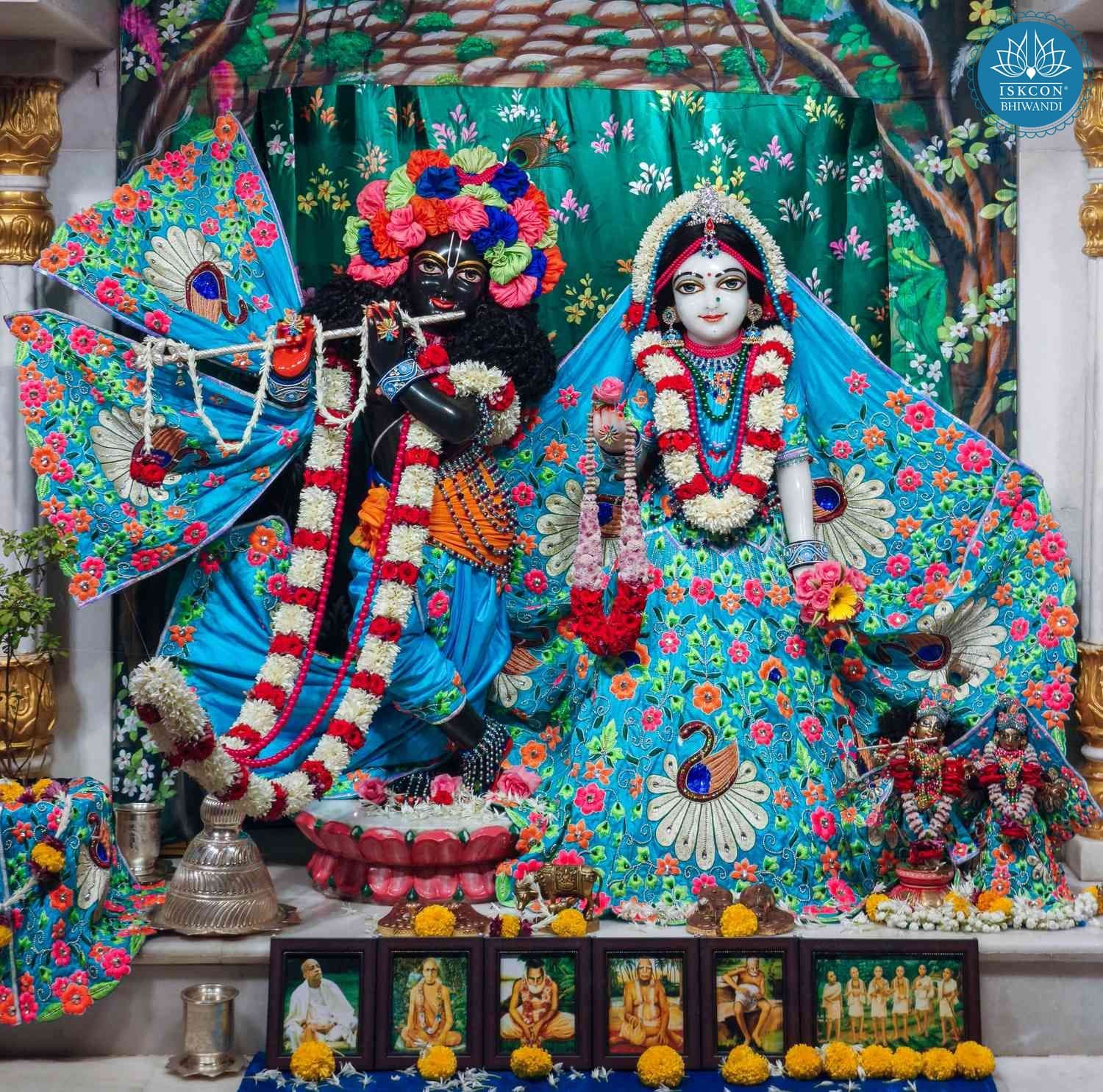 Sringar Darshan photo 1 of 12 — 12 June 2026