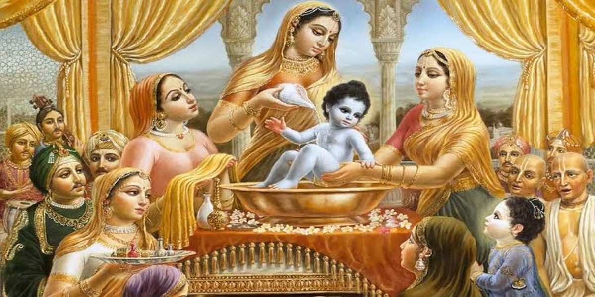 Benefits of Donating on Janmashtami - Significance of Daan